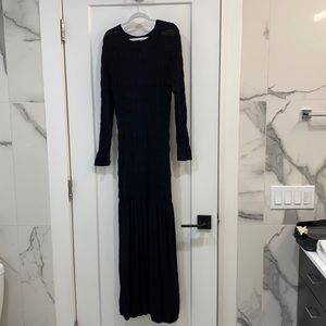 H&M long sleeved ruched knit maxi dress size m